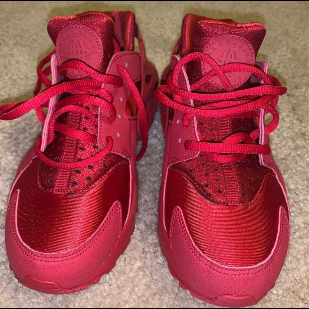 Nike Women’s hauraches